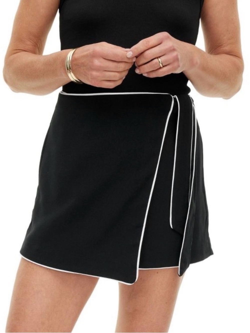 Diane von Furstenberg DVF @ Target Side Wrap Mini Skort Black White Piping XS